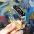 ПРОМЕНЯЩА СИ ЦВЕТА СИЛИКОНОВА КАИШКА  ЗА XIAOMI SMART BAND 6 / BAND 7